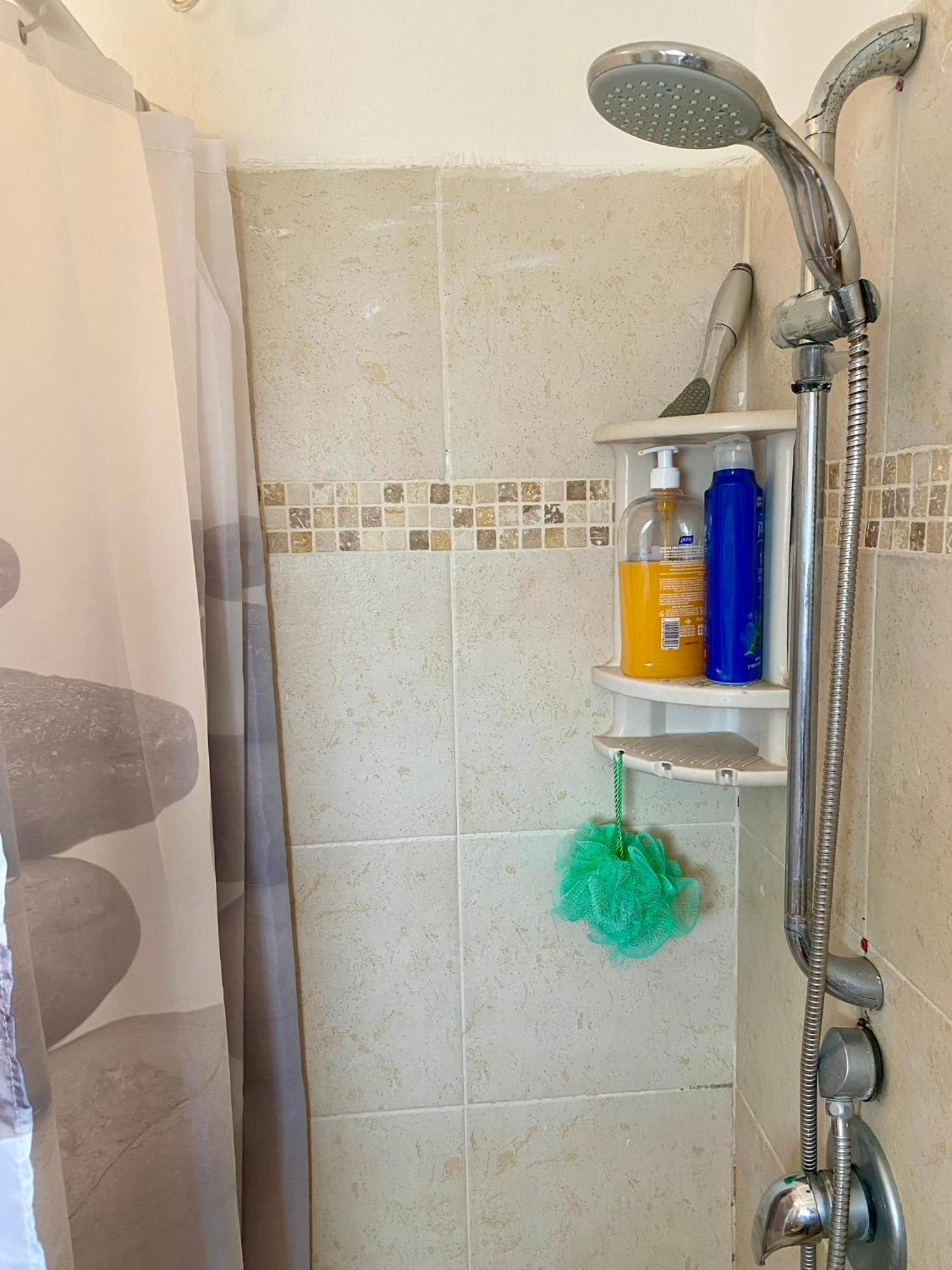 Apartament דירה יפיפיה! מיקום מעולה! אוניברסיטת בן גוריון, סורוקה, שוק, פארק! Beersheba Zewnętrze zdjęcie